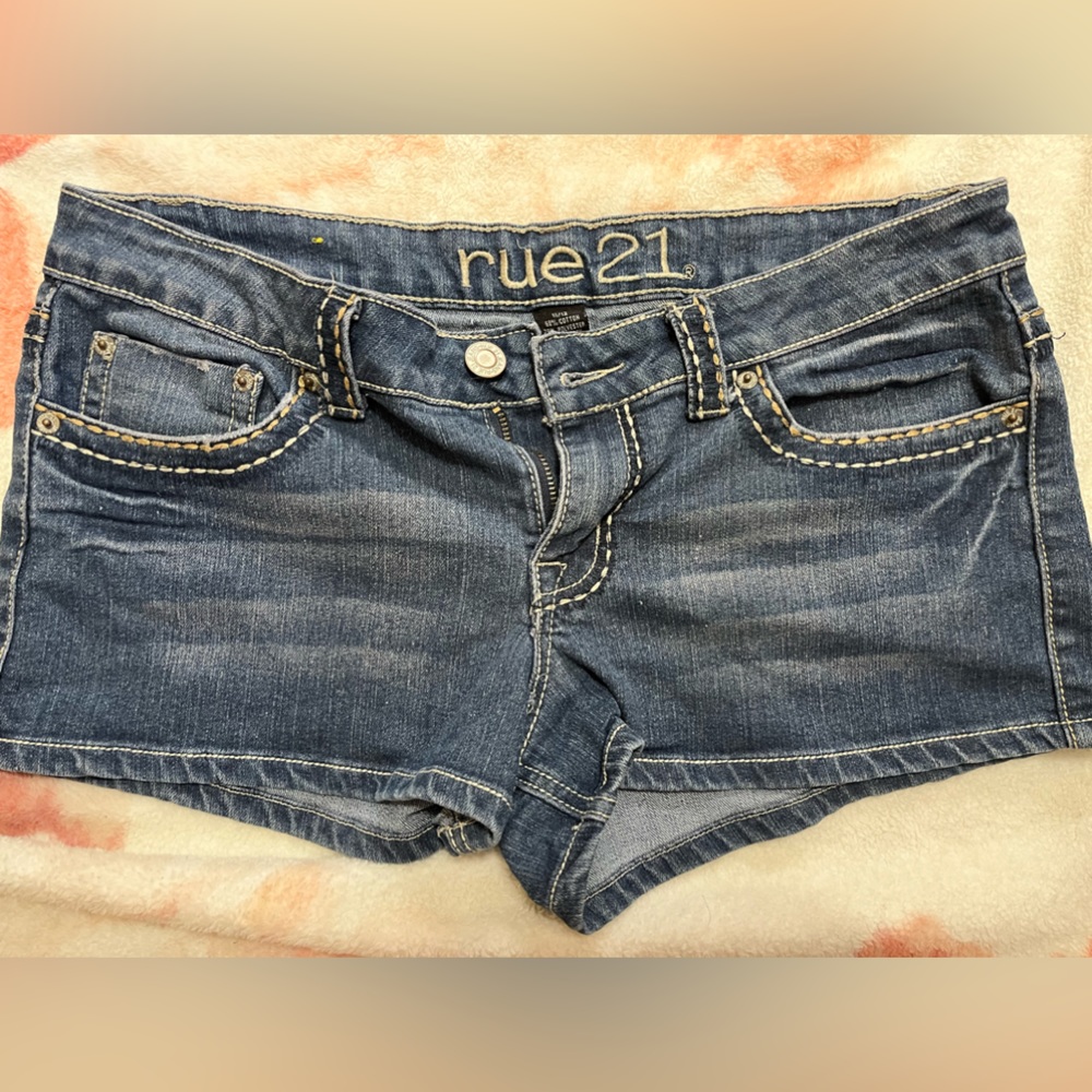 Rue 21 blue Jean short shorts size 11/12